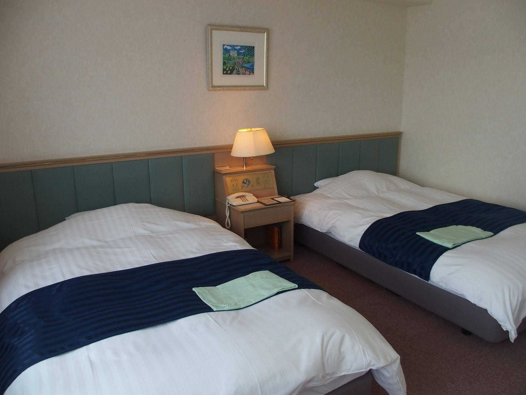 Hotel Livemax Budget Kagoshima Exterior foto