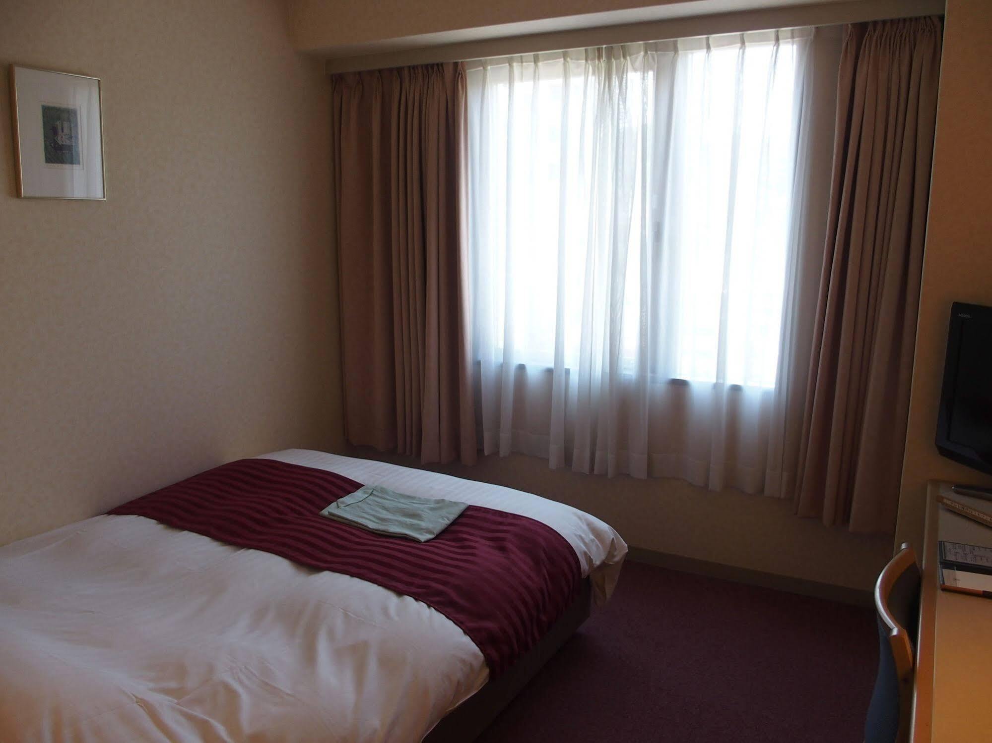 Hotel Livemax Budget Kagoshima Exterior foto